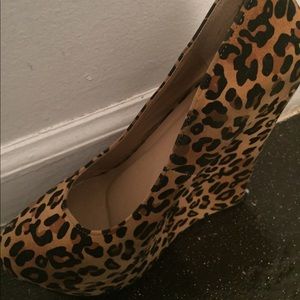Leopard wedges